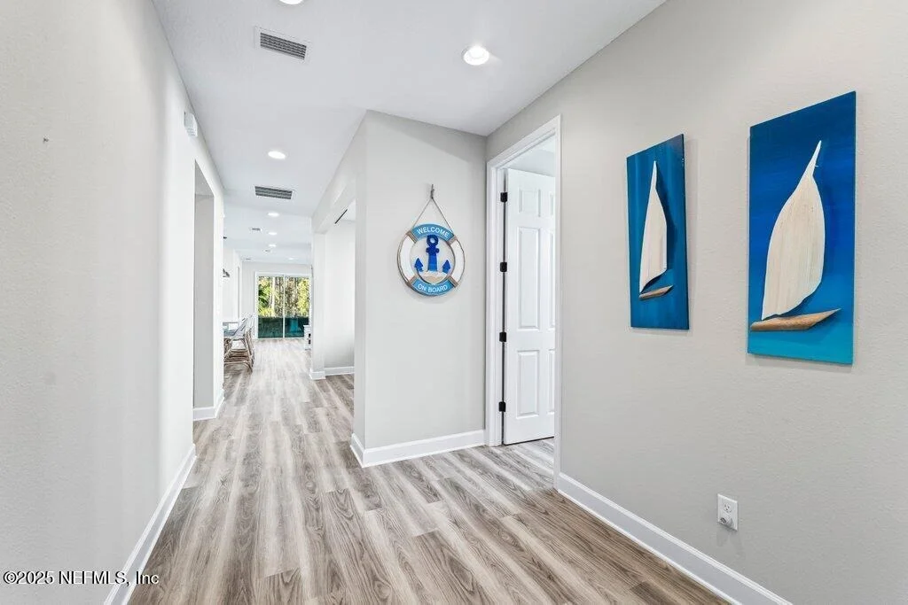 Photo of 1917 AMBERLY Drive