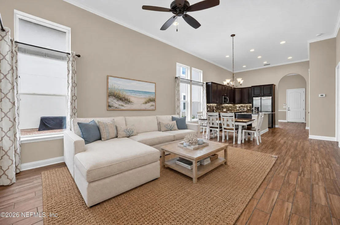 Photo of 237 RIALTO Drive