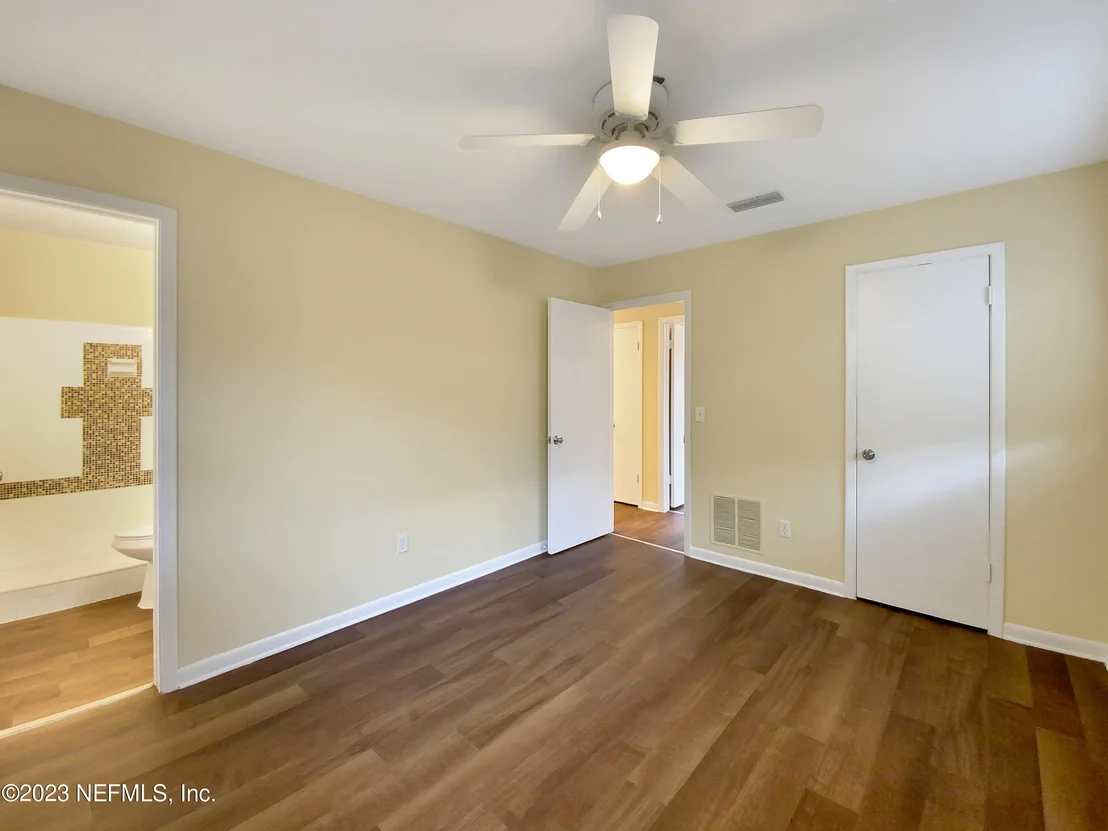 Photo of 5040 MCMANUS Drive