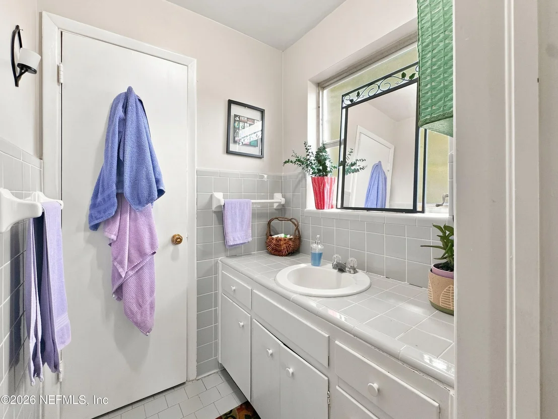 Photo of 2304 RANDY Road
