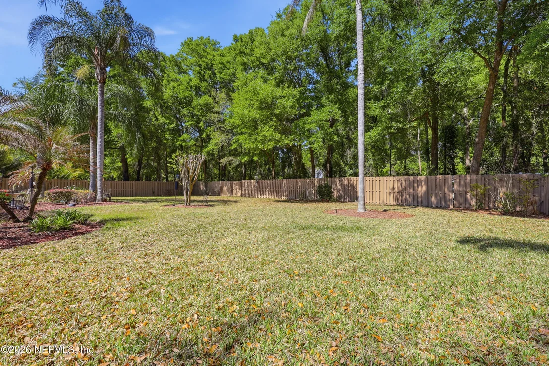 Photo of 376 N LOMBARDY Loop