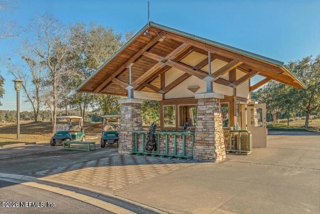 Photo of 1700 E COBBLESTONE Lane