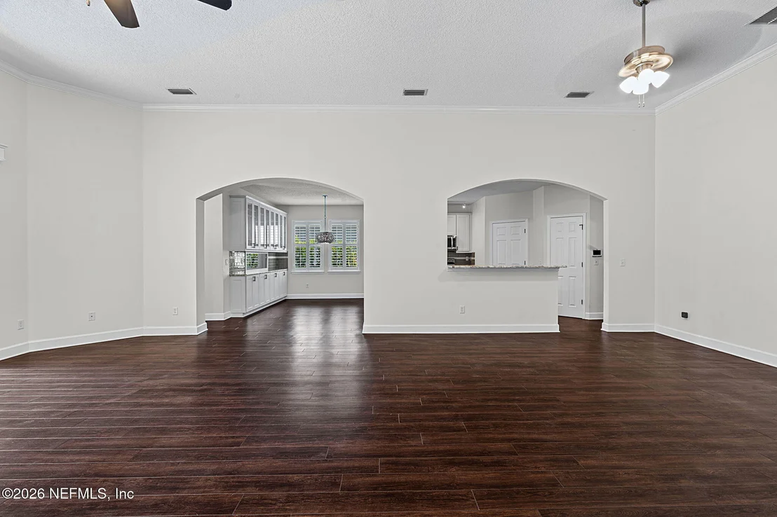 Photo of 2325 LINKS Drive