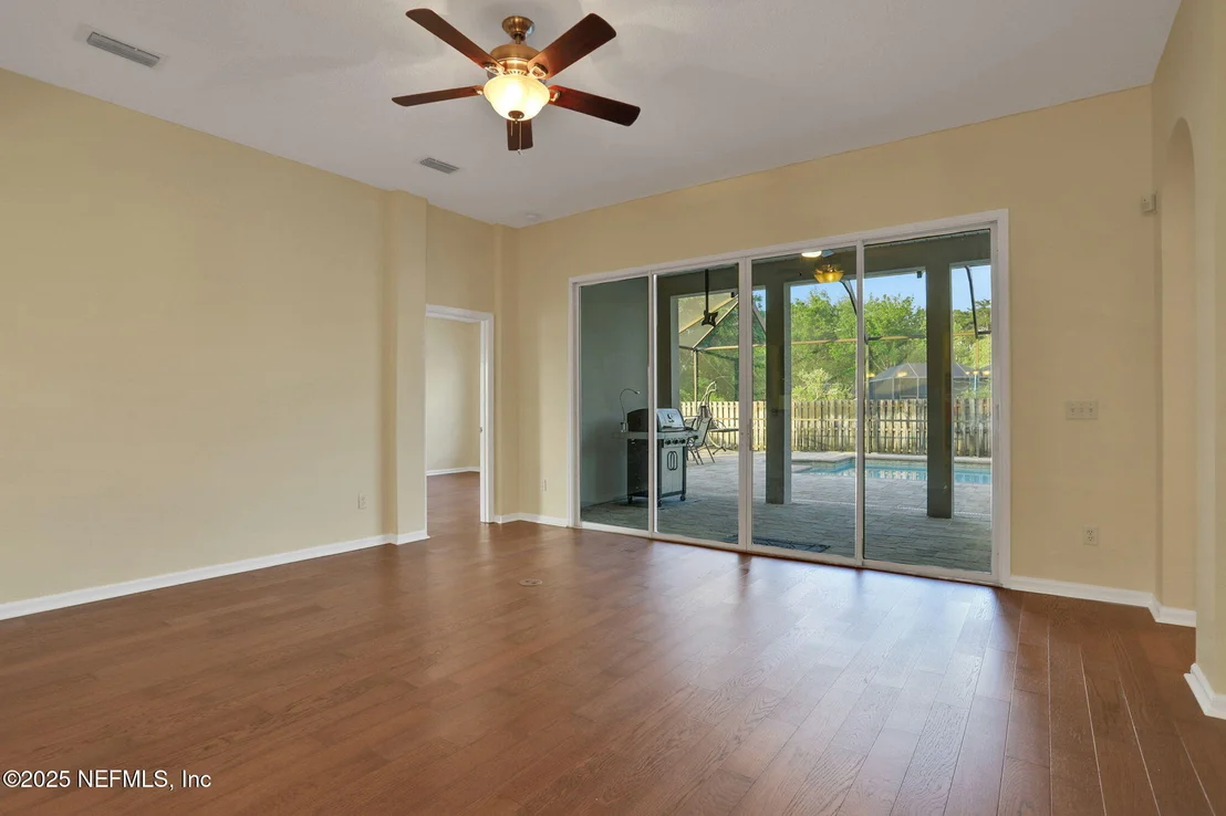 Photo of 1485 GREYFIELD Drive