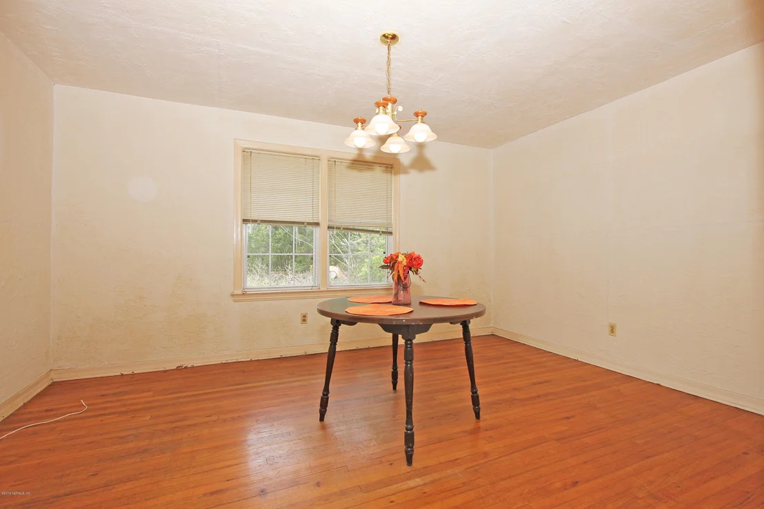 Photo of 2343 HILLTOP Boulevard