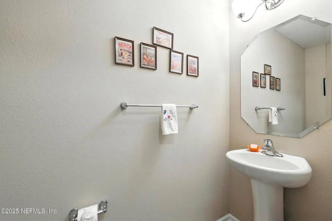 Photo of 329 SHETLAND Drive