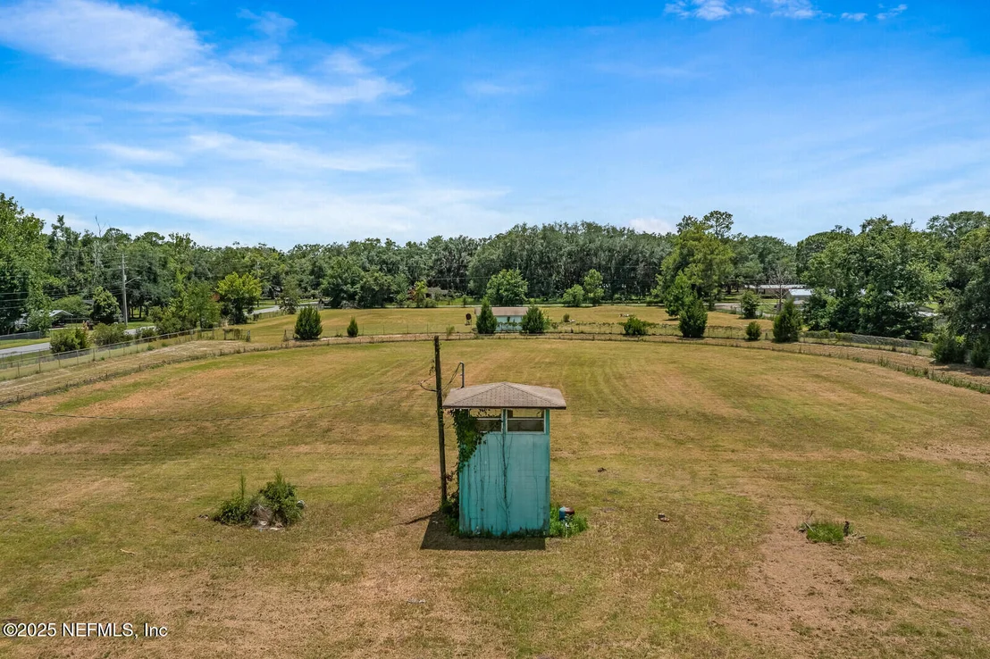 Photo of 714 JONES Road