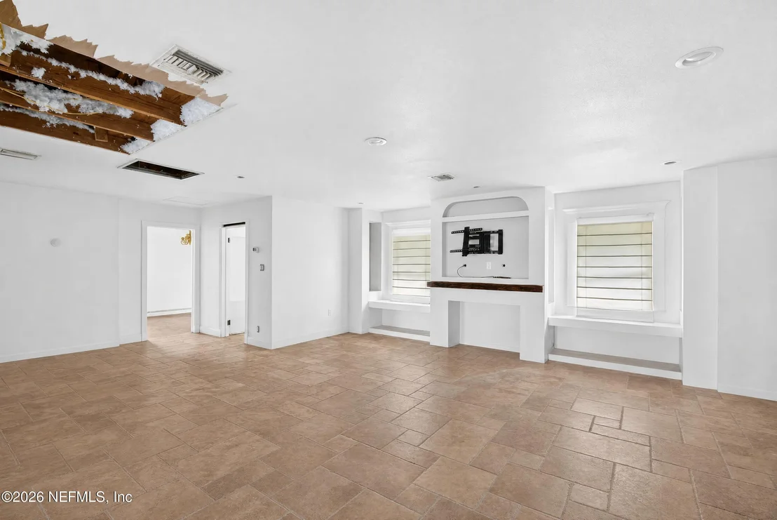 Photo of 7905 COLEE COVE Road