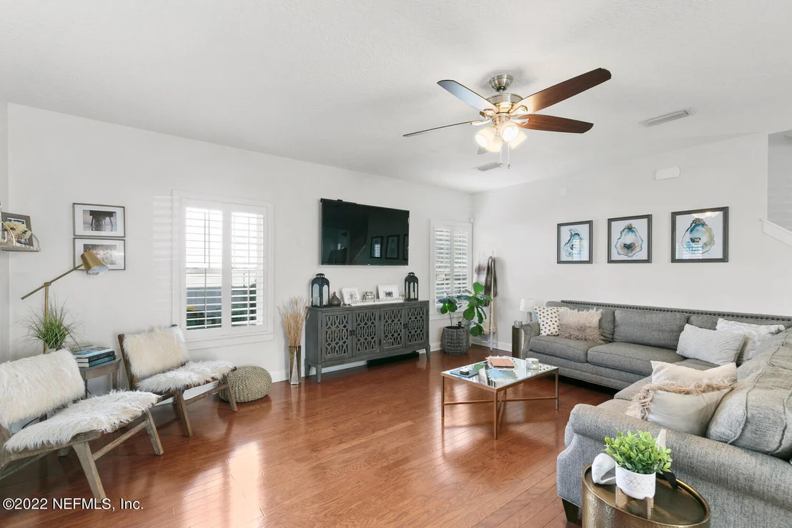 Photo of 3939 PALM Way