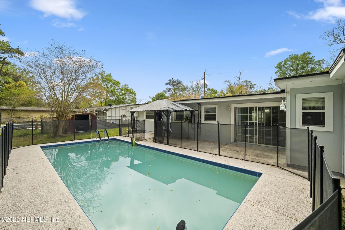 Photo of 8073 JOFFRE Drive