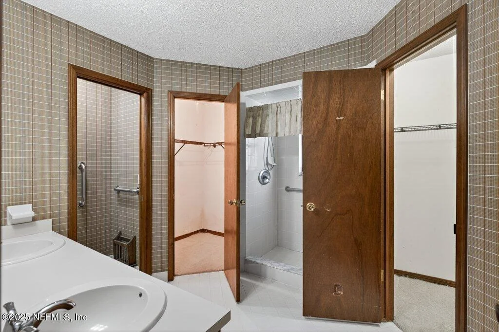 Photo of 2722 BOTTOMRIDGE Drive