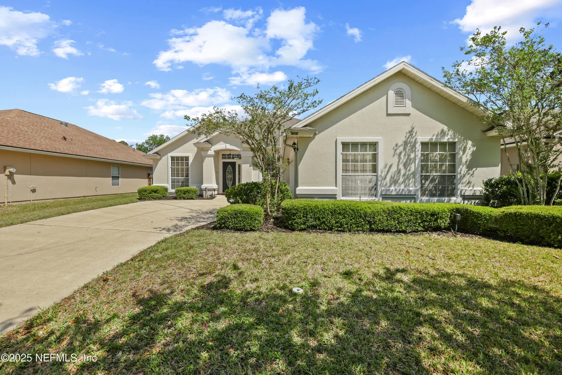Photo of 408 LAKE MONROE Place