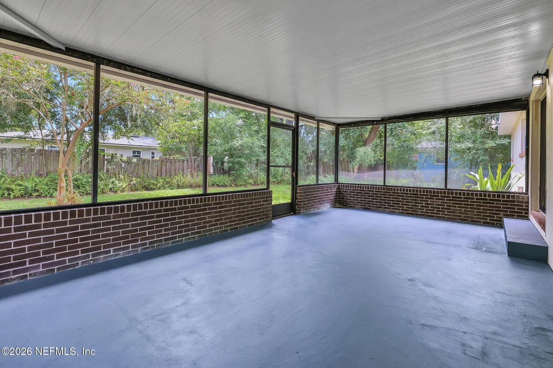 Photo of 4405 RAINER Road