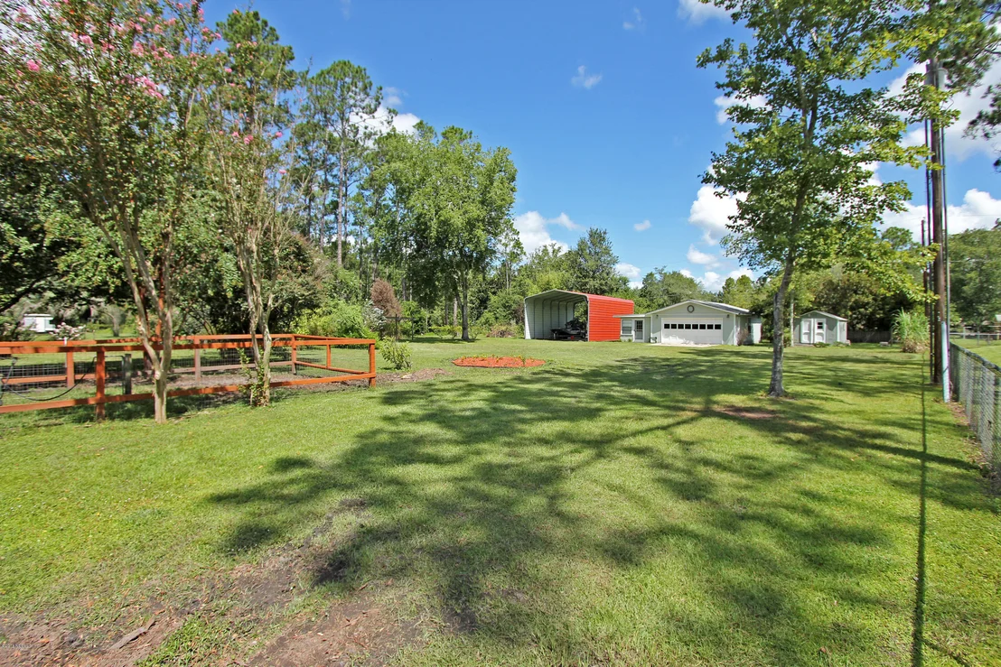 Photo of 4611 MAPLE Street