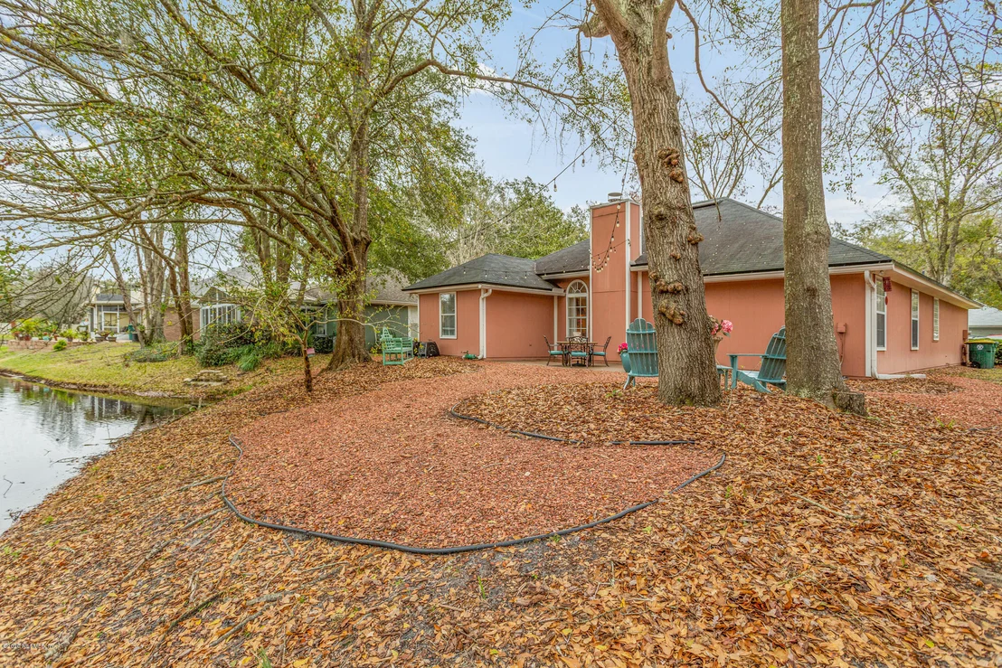 Photo of 9540 BROKEN OAK Boulevard