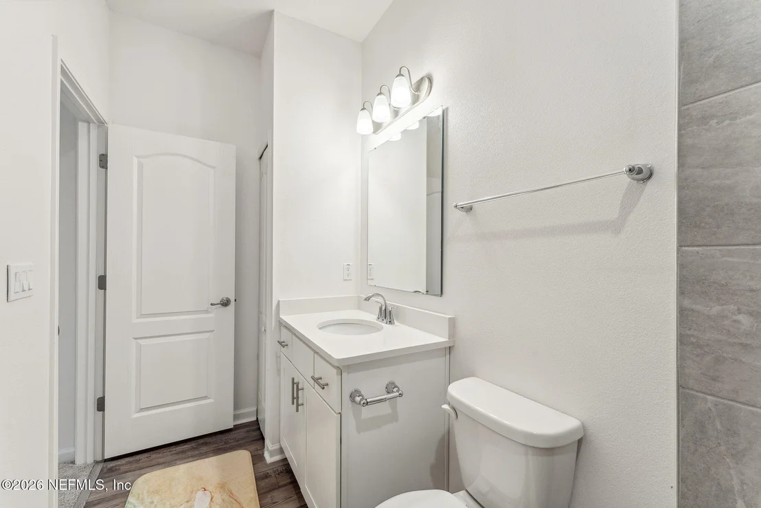 Photo of 120 OAKLEAF Way