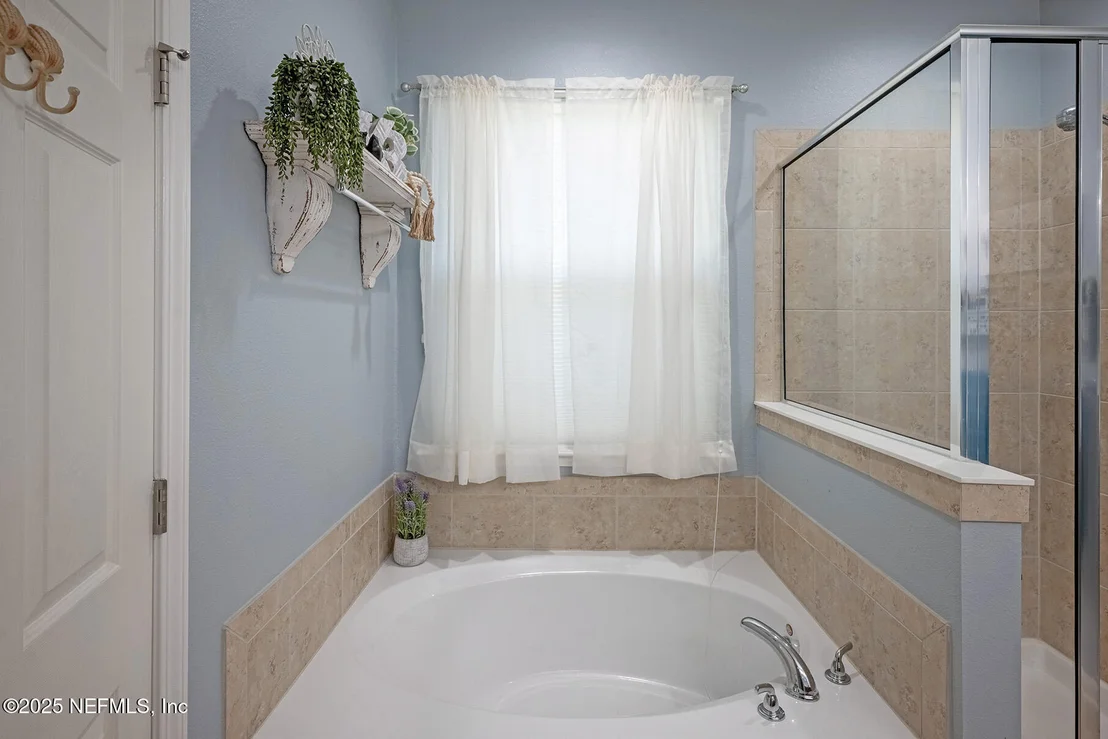 Photo of 112 PLAZA DEL RIO Drive
