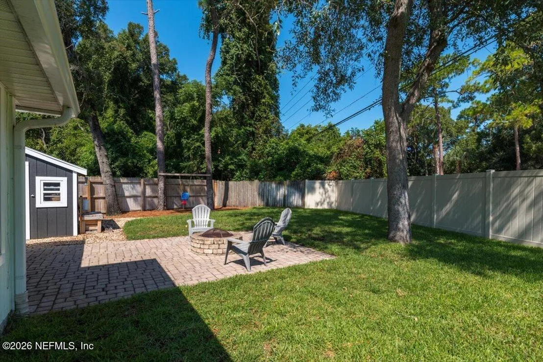 Photo of 7611 LEAFY FOREST Way