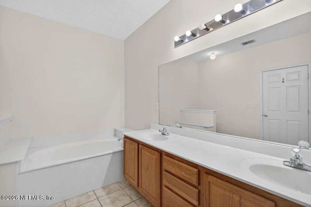 Photo of 3152 RAVINES Road