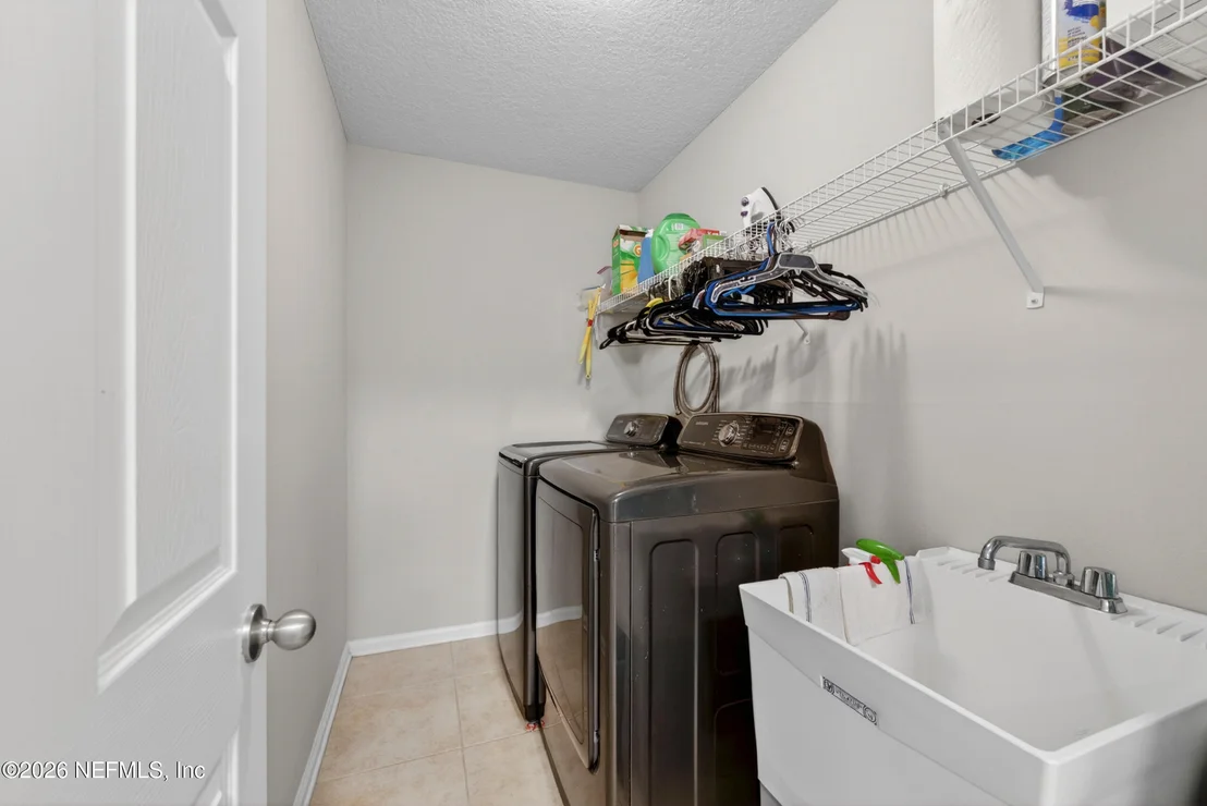 Photo of 356 SUNSHINE Drive