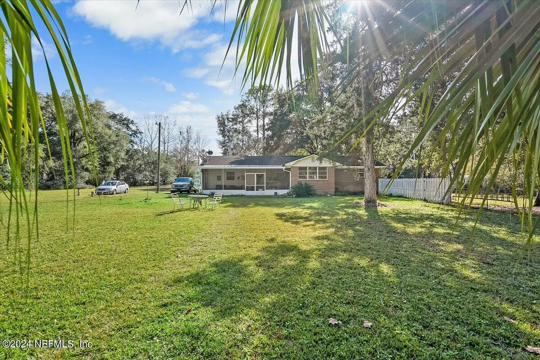 Photo of 3866 MAIN Street