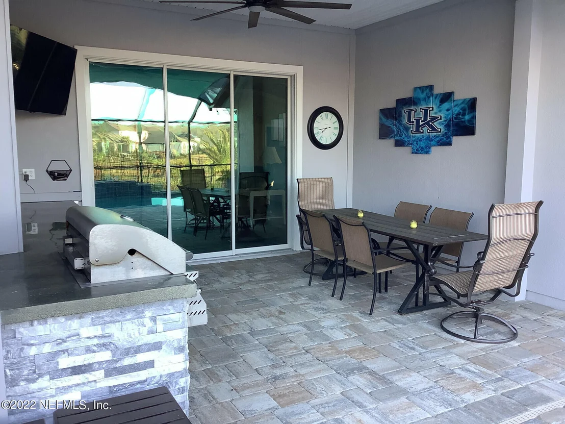 Photo of 48 SUNBERRY Way