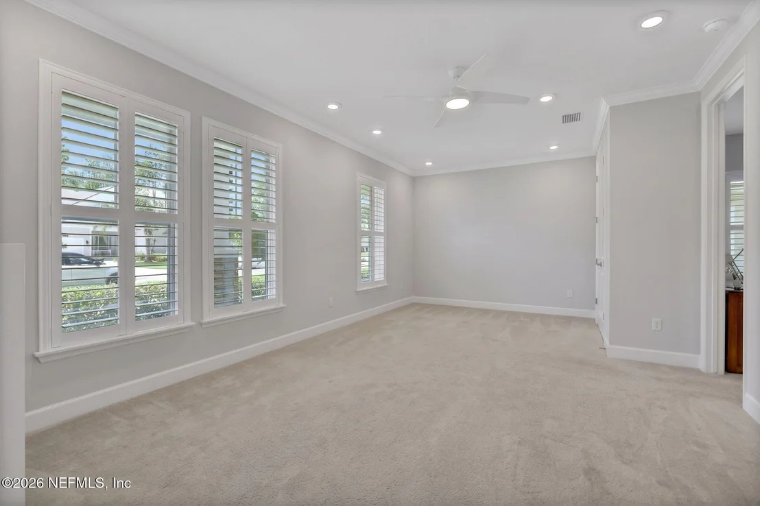 Photo of 146 CLARENDON Road