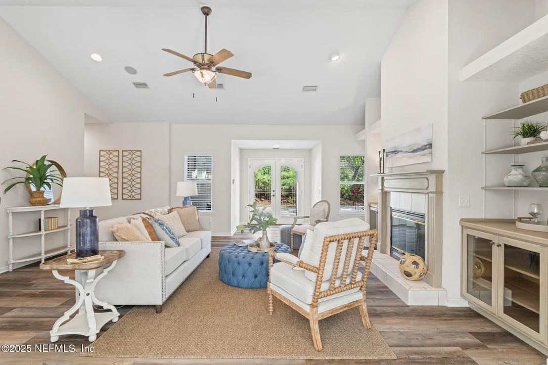 Photo of 105 SPANISH OAKS Lane