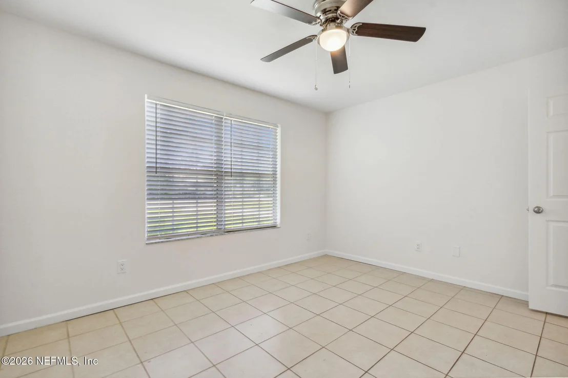 Photo of 423 SOUTH Boulevard