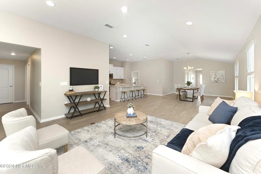 Photo of 65985 EDGEWATER Drive