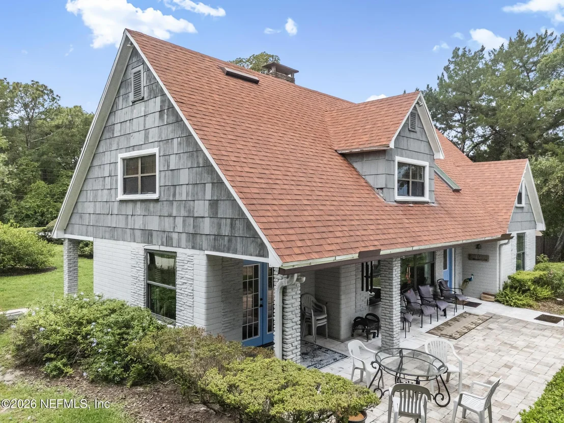 Photo of 1375 CEDAR BAY Road