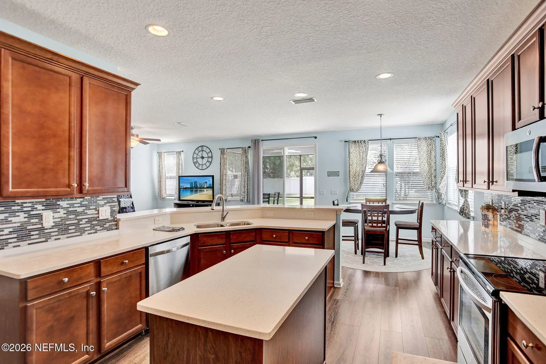 Photo of 147 BREEZY Point