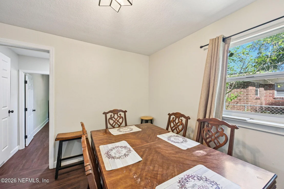 Photo of 6471 KINLOCK Drive