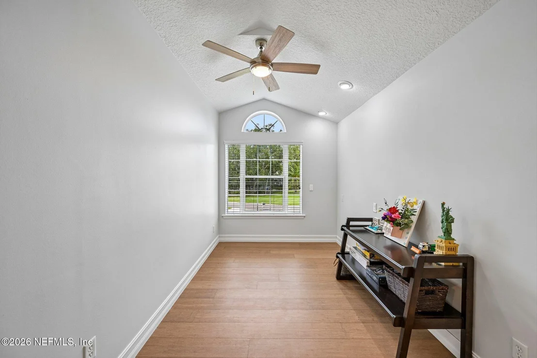 Photo of 2567 FERNTREE Lane