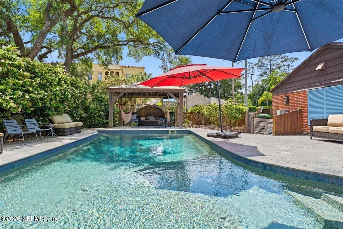 Photo of 3338 RIVERSIDE Avenue