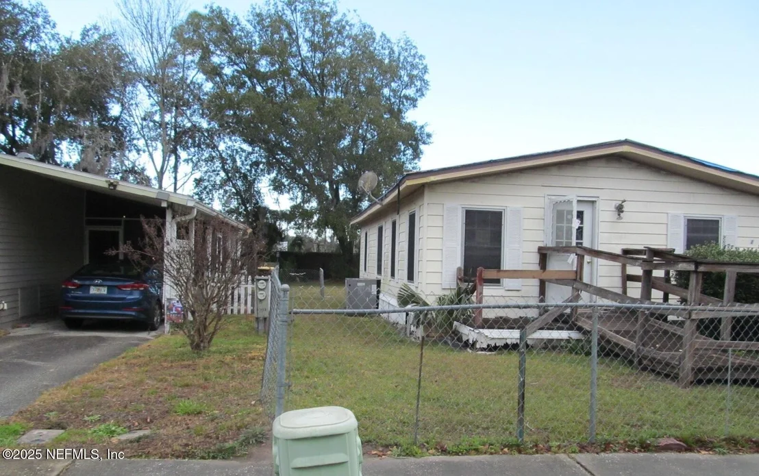 Photo of 5931 LONGCHAMP Drive