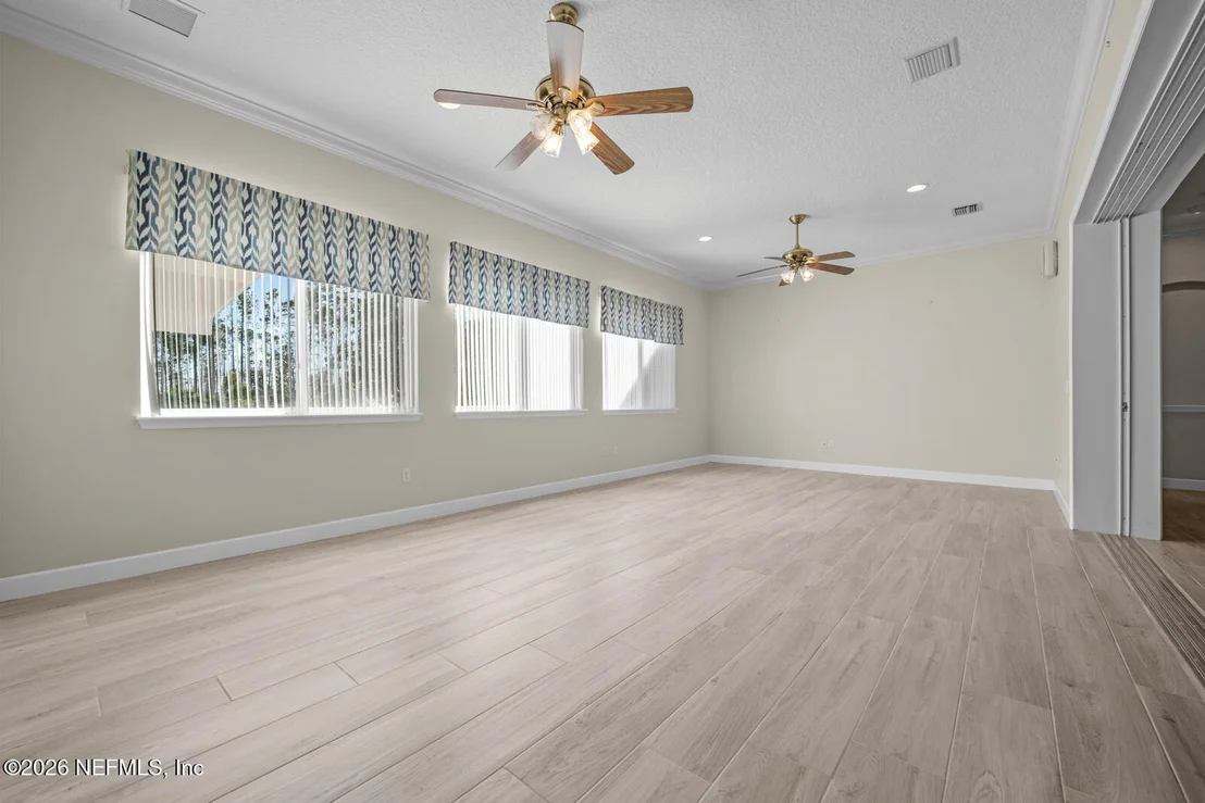 Photo of 1240 BEEKMAN Drive