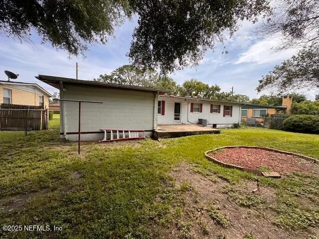 Photo of 5741 WILSON Boulevard