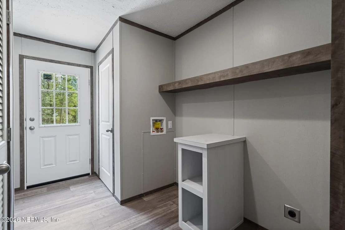 Photo of 7607 OAK FOREST Road