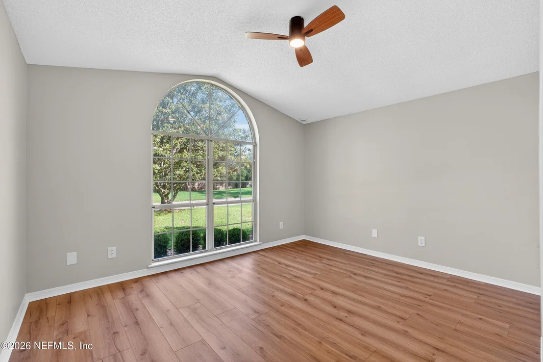 Photo of 655 FINGAL Drive