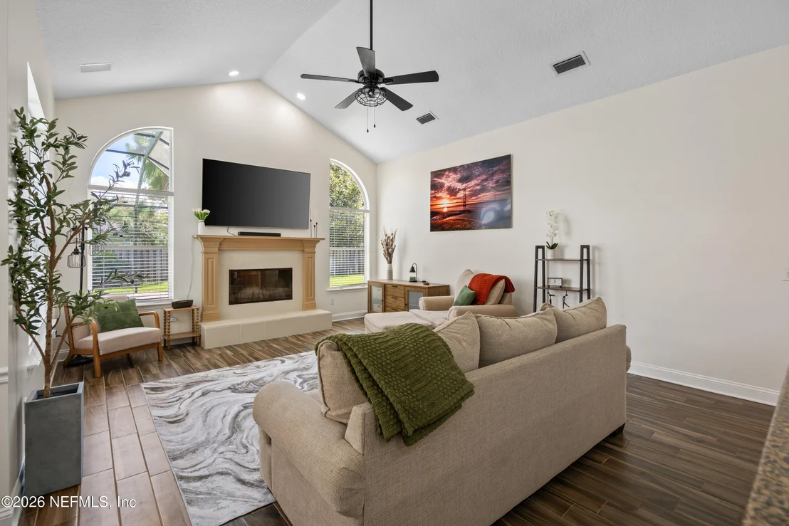 Photo of 1157 ASHMORE Drive