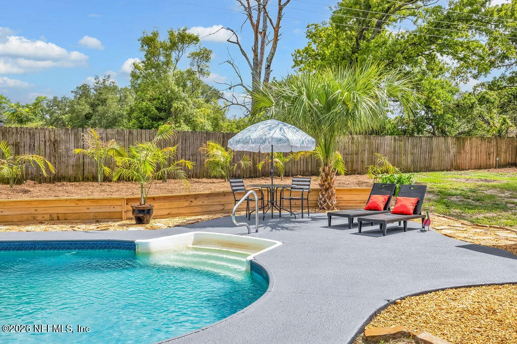Photo of 2275 FOXWOOD Drive