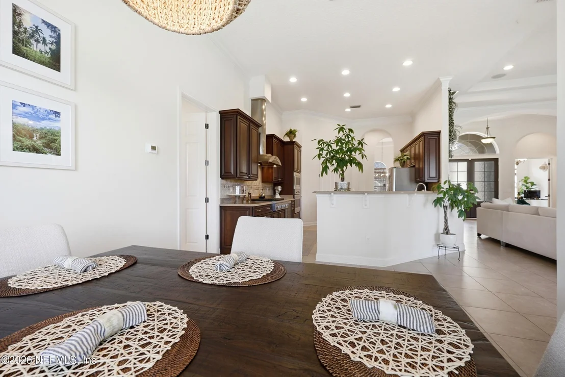 Photo of 4141 EAGLE LANDING Parkway