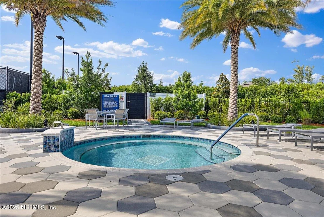Photo of 10976 TOWN VIEW Drive