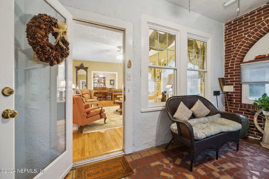Photo of 3237 RANDALL Street
