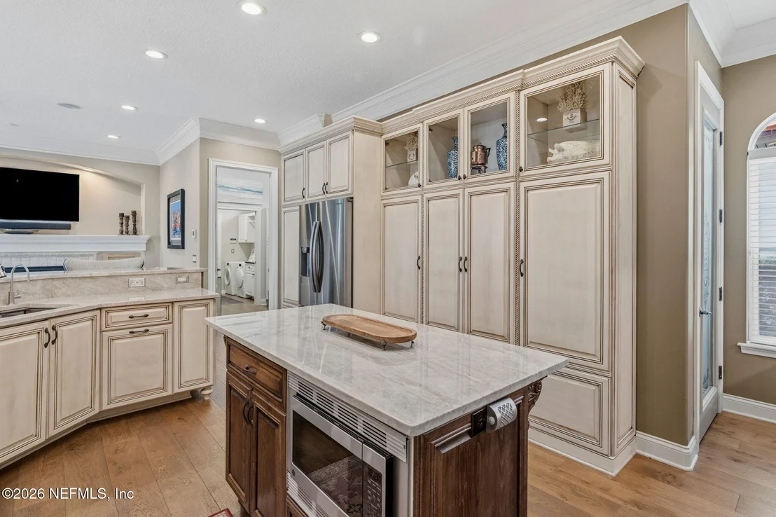 Photo of 105 LAUREL Way