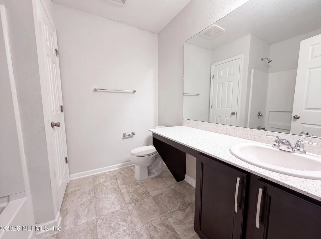 Photo of 351 HEPBURN Road