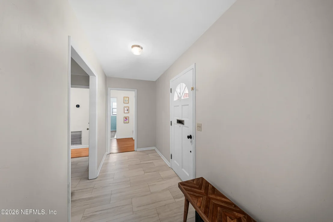 Photo of 5539 RIVERTON Road