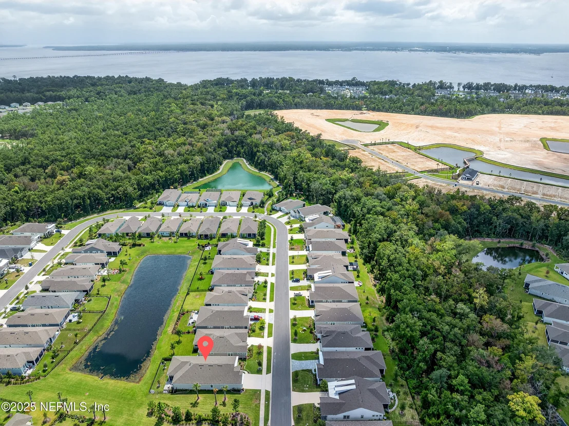 Photo of 243 PINELLAS Way