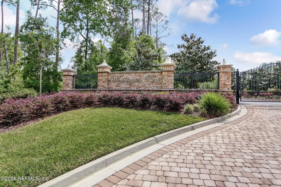 Photo of 321 ADDISON Court